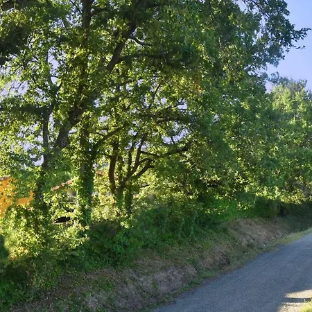 Дом отдыха Maison Super Calme Et Confortable - Idealement Situee - Clim - Vue Montagnes - Piscine Partagee - Parking Gratuit - Lou Tranquillou