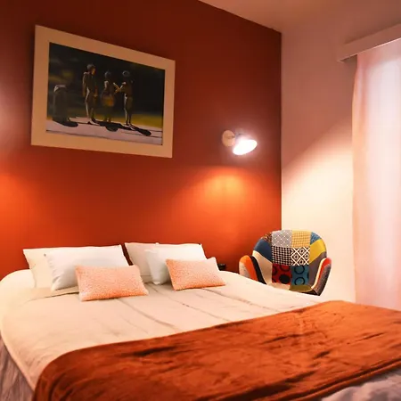 Maison Super Calme Et Confortable - Idealement Situee - Clim - Vue Montagnes - Piscine Partagee - Parking Gratuit - Lou Tranquillou *