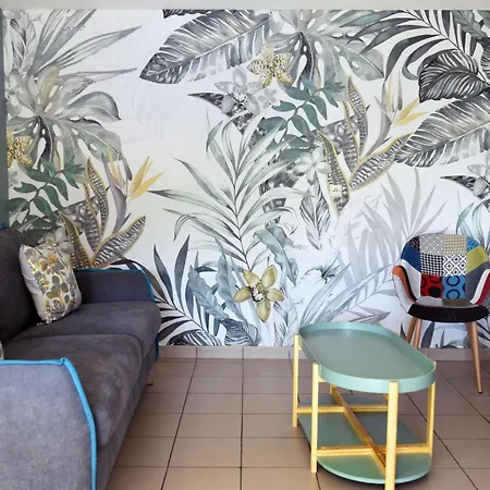 Maison Super Calme Et Confortable - Idealement Situee - Clim - Vue Montagnes - Piscine Partagee - Parking Gratuit - Lou Tranquillou Дом отдыха *